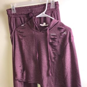 2-Piece Destroyed Joggers & Hoodie Set